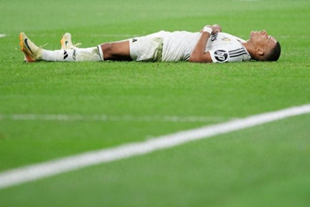 女足协杯决赛战报：闫琪破门，长春大众卓越2-0广东女足夺冠（闫琪建功，长春大众卓越2-0广东女足夺得女足协杯冠军）