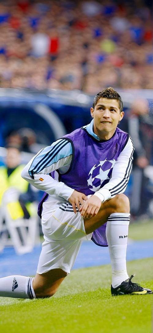 如今足坛的老队友相聚：