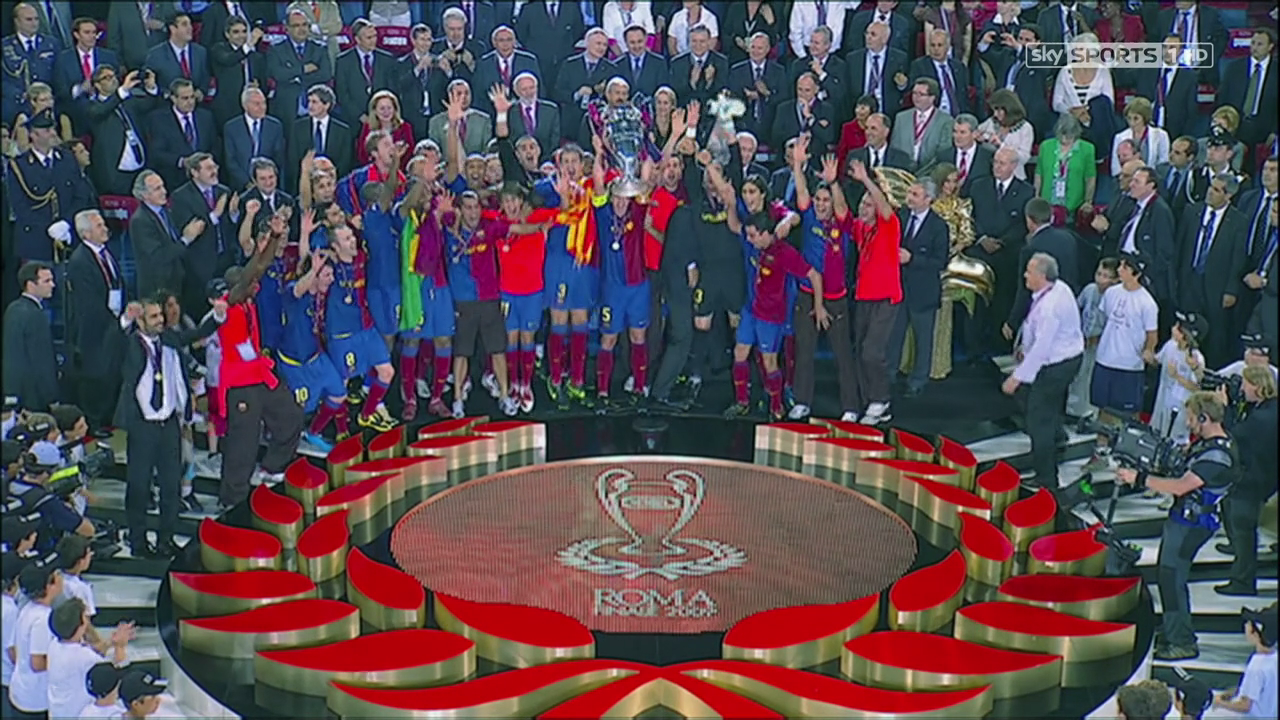 官方：拜仁中场帕利尼亚租借加盟热刺，含2500万欧买断条款