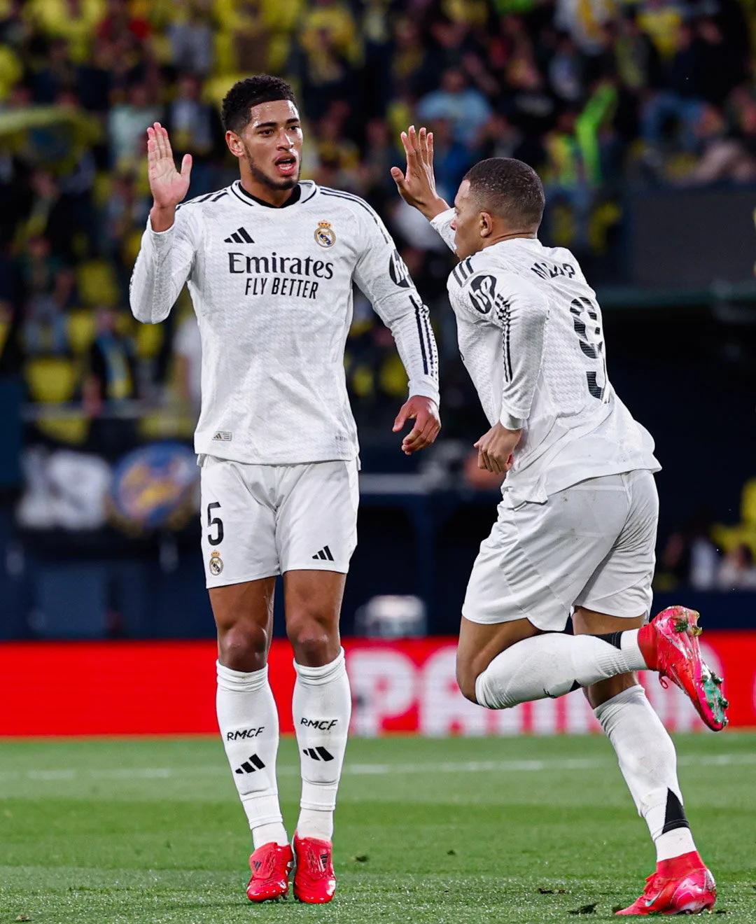 火力拉满！阿夫迪亚&夏普合砍17分，开拓者三节反超比分