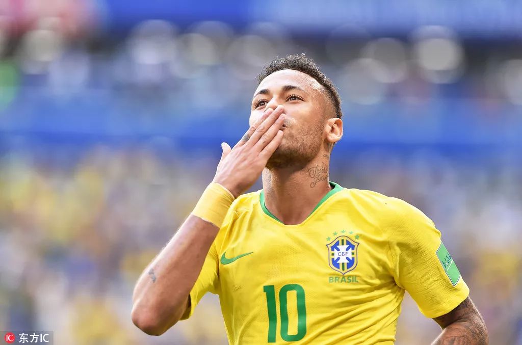 马雷斯卡：埃斯特旺和德拉普都能上场；不会用帕尔默换罗杰斯（马雷斯卡：埃斯特旺、德拉普均可出战；不会拿帕尔默去换罗杰斯）