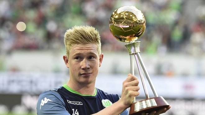 足球中超球员获选月最佳，数据联盟第一